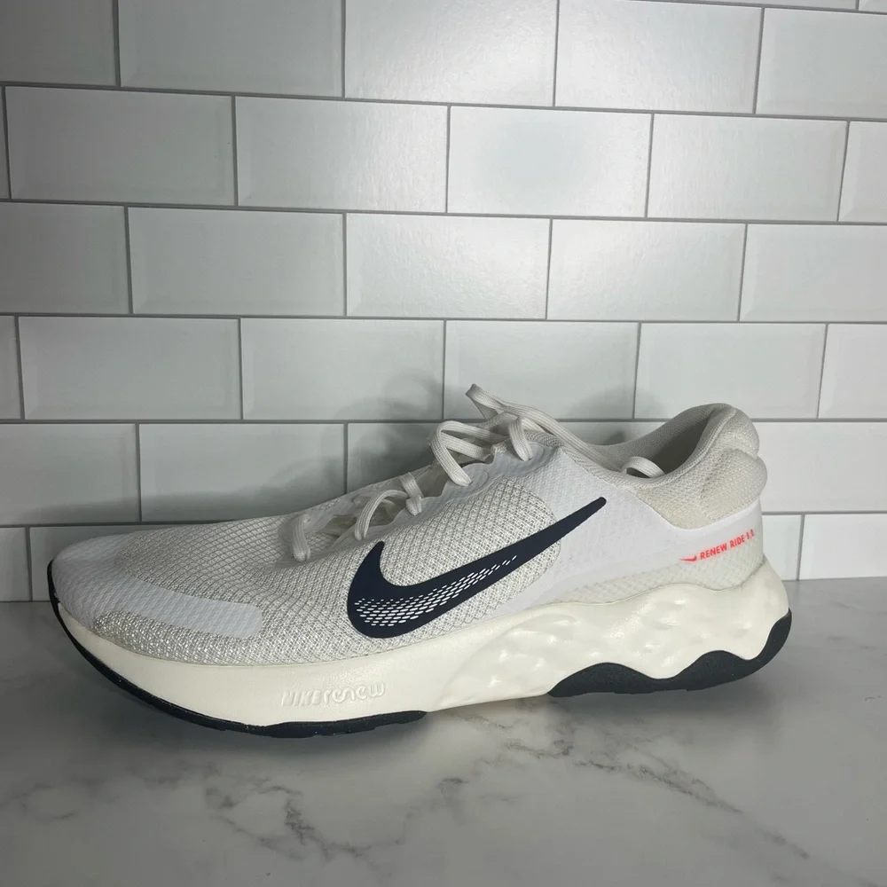 Nike Renew Ride 3 Men’s Sneakers: Size 9.5 - Picture 2 of 11